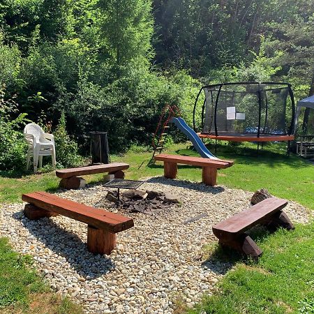 Vsemina Apartman Luzkovice Luaran gambar