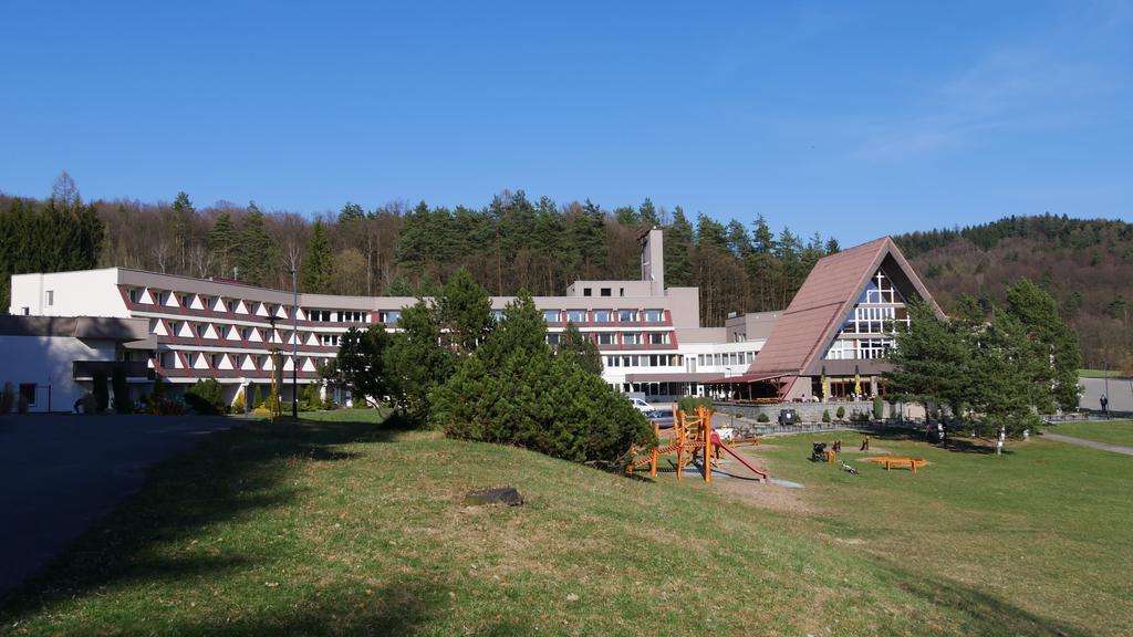 Vsemina Apartman Luzkovice Luaran gambar