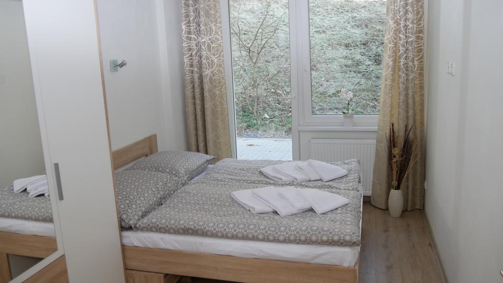 Vsemina Apartman Luzkovice Luaran gambar