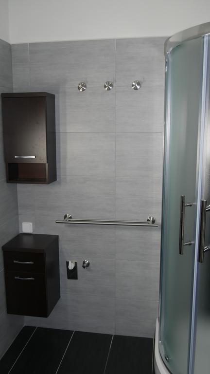 Vsemina Apartman Luzkovice Luaran gambar